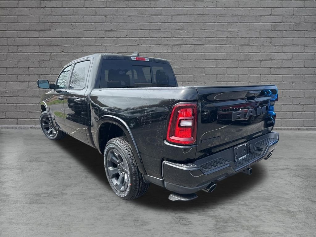 New 2026 Diamond Black Crystal Pearl-Coat Exterior Paint RAM Big Horn/Lone Star image 5