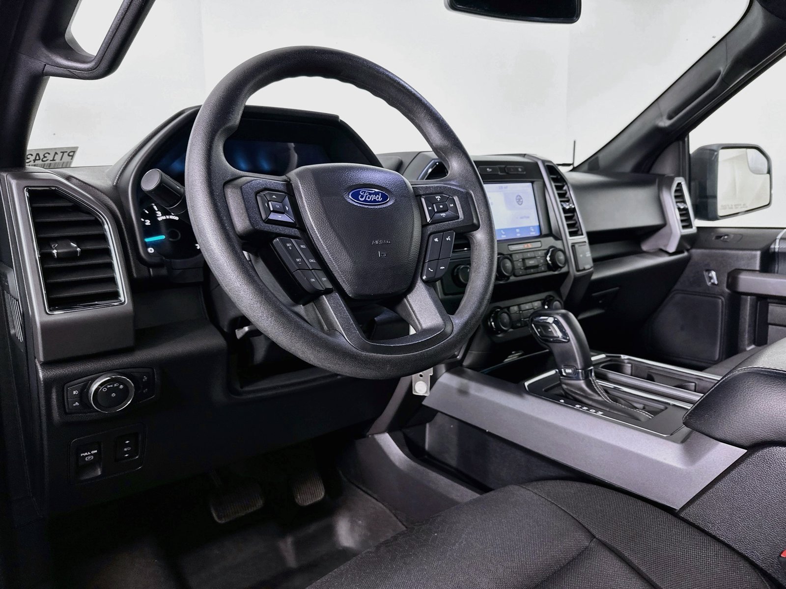 Used 2020 Gray Metallic Ford XLT image 9