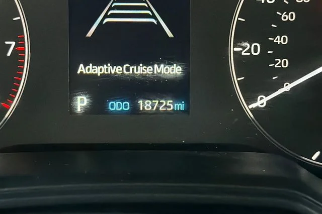 Used 2024 Ice Cap Toyota SE image 33