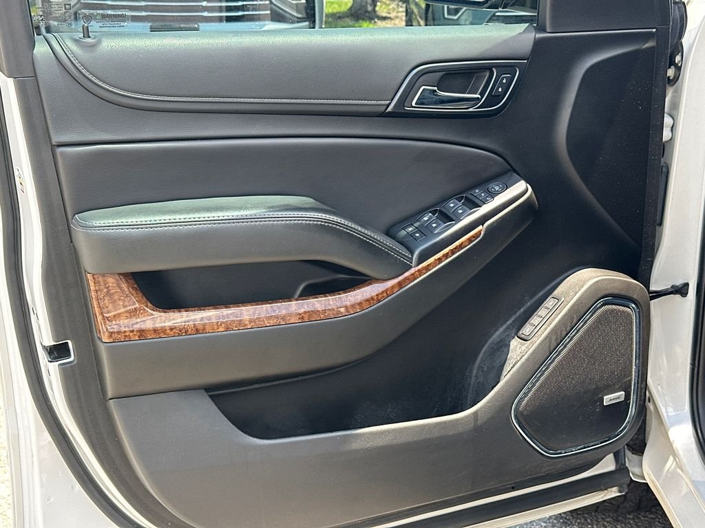 Used 2019  Chevrolet Premier image 10