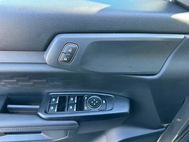 New 2026 Marsh Gray Ford XLT image 14