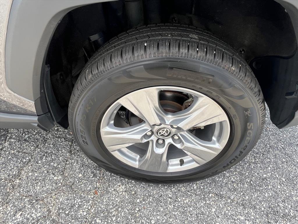 Used 2022 Magnetic Gray Metallic Toyota XLE image 22