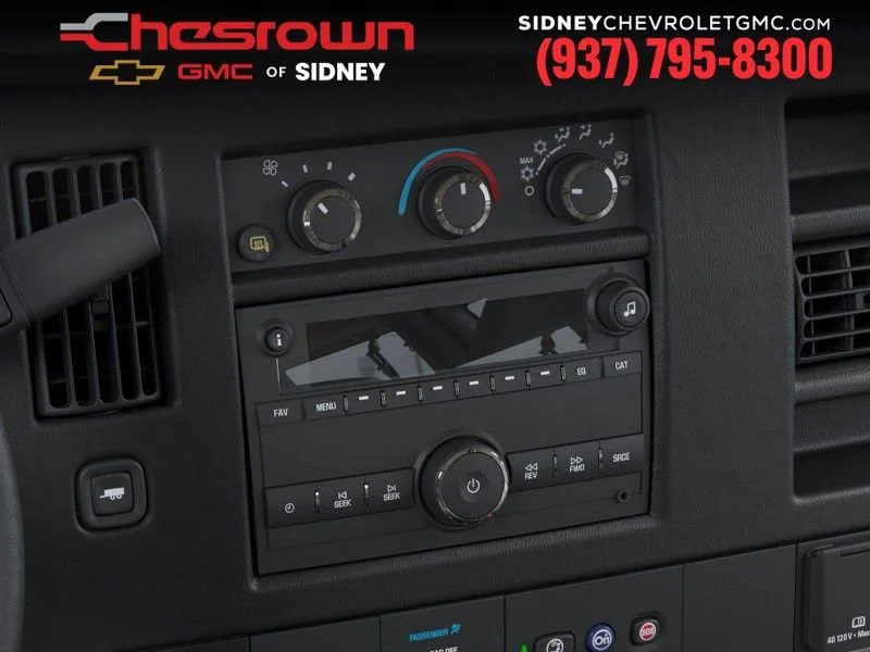 2025 Chevrolet Express Cargo Work Van - Photo 20