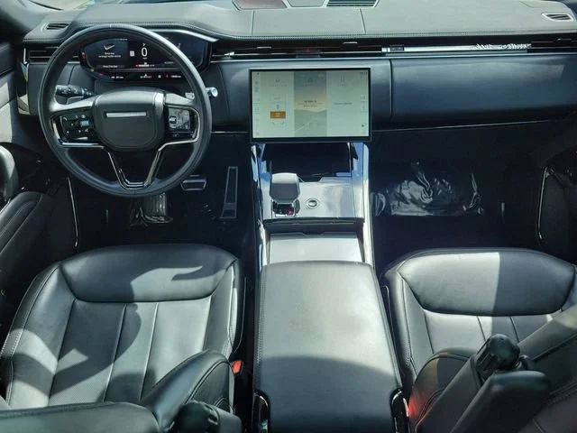 Used 2024 Black Land Rover Dynamic SE image 13