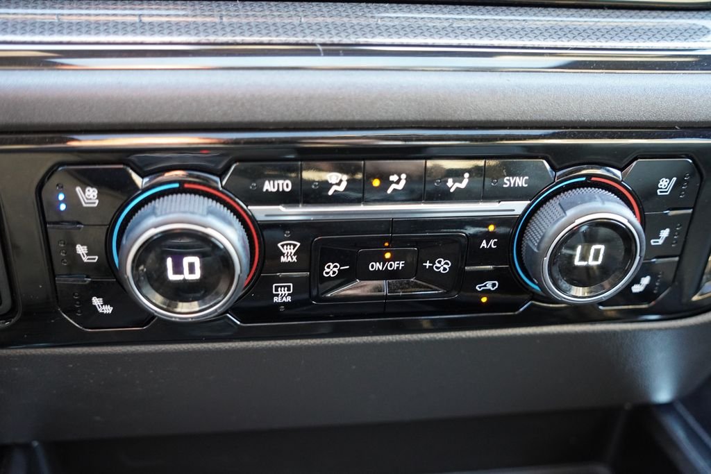 Used 2023 Black Chevrolet ZR2 image 31