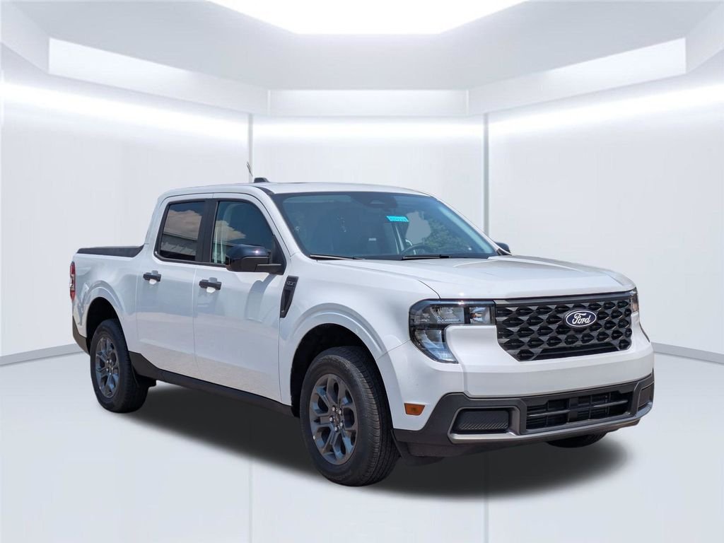 2025 Ford Maverick XLT - Photo 9