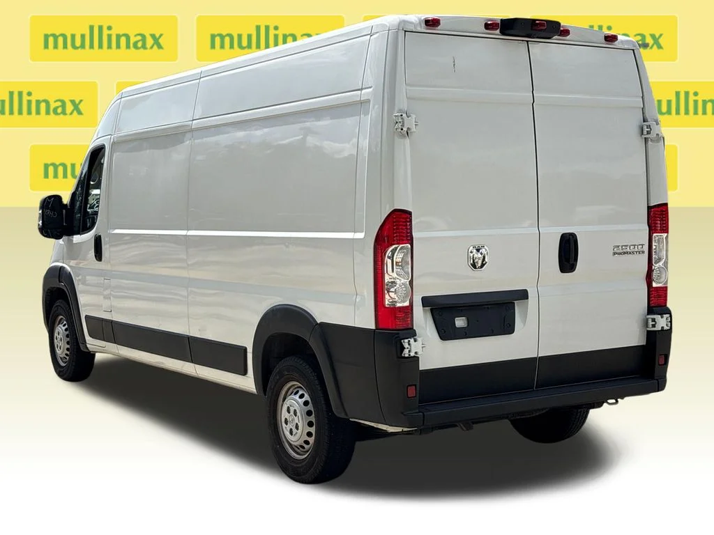 Used 2025 White Ram High Roof image 9