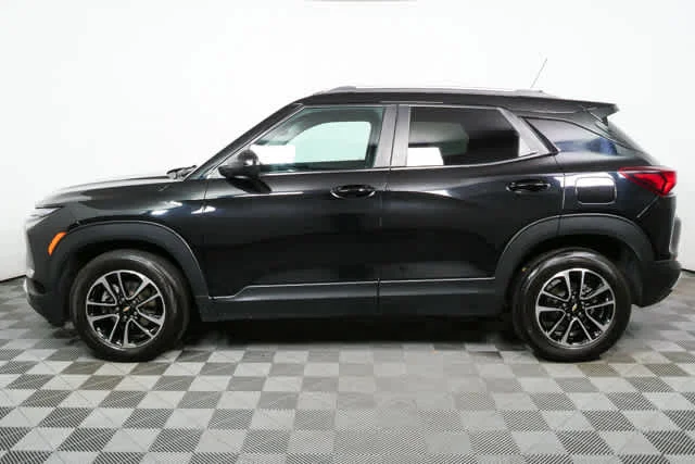Used 2024 Mosaic Black Metallic Chevrolet LT image 24