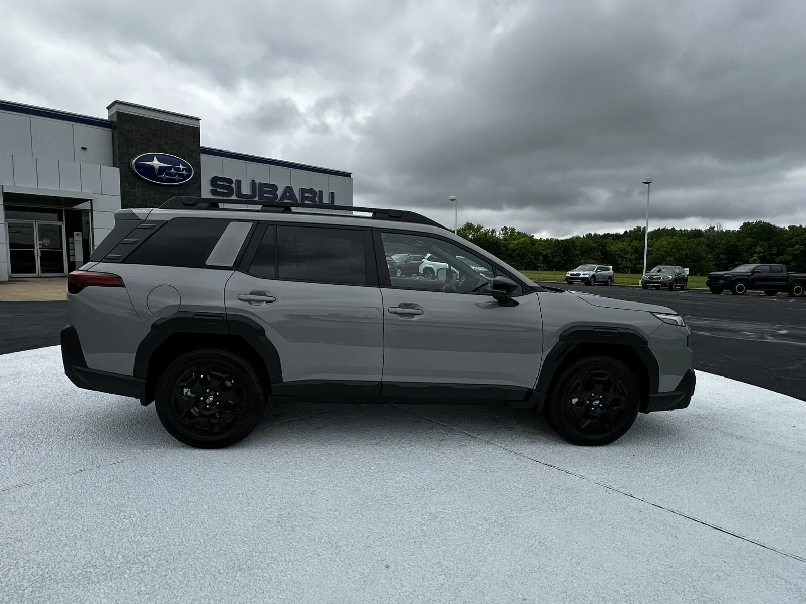 New 2026 RIVER ROCK PEARL Subaru Limited image 8