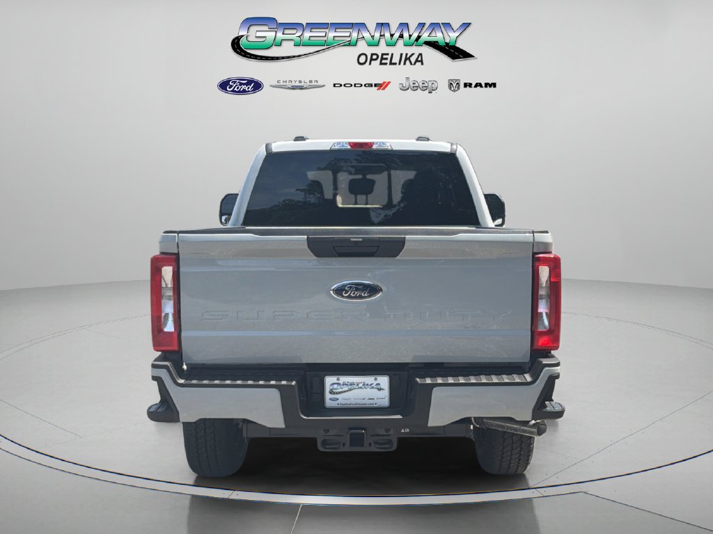 New 2026 Gray Ford XL image 4