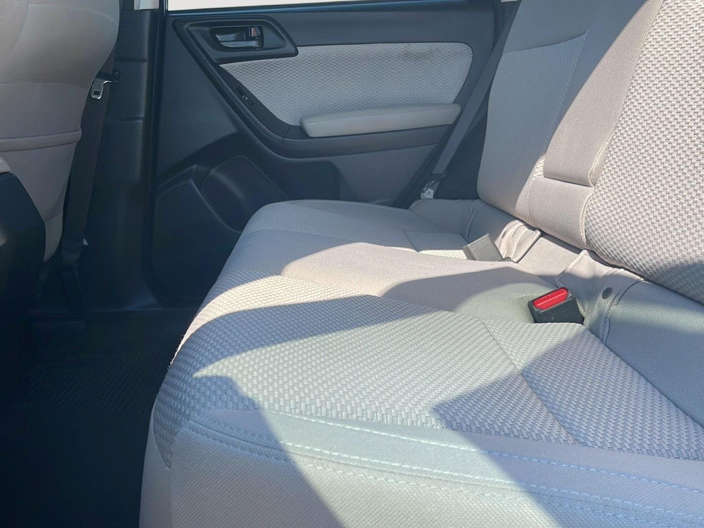 Used 2018 Quartz Blue Pearl Subaru Premium image 12