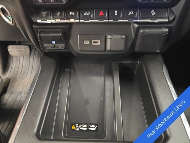 Used 2022 Onyx Black GMC Denali image 28