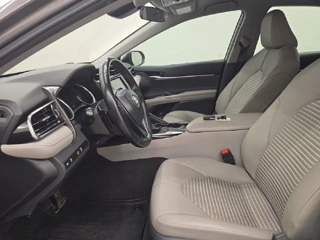 Used 2020 Predawn Gray Mica Toyota SE image 17