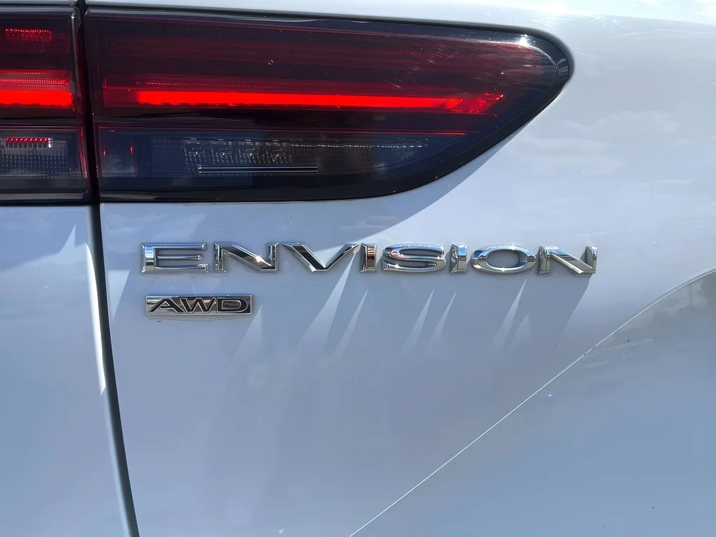 Used 2023 Summit White Buick Preferred image 30