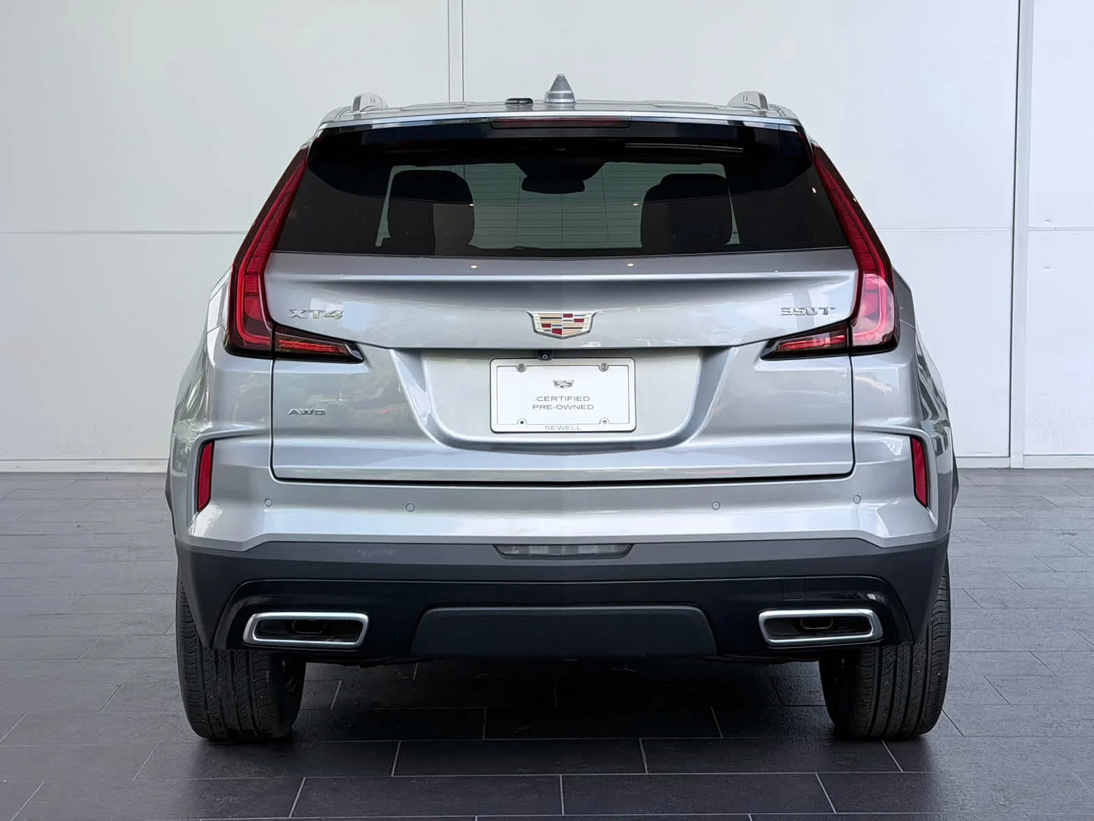 2024 Cadillac XT4 Premium Luxury - Photo 5