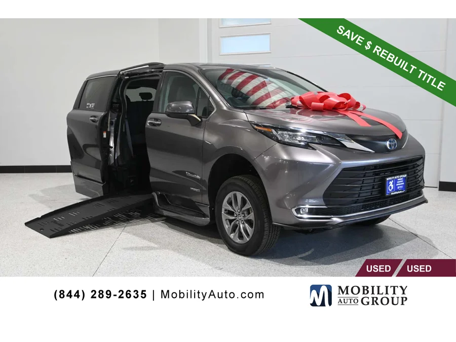 Used 2021 GRAY Toyota XLE Mobility Handicap Van image 1