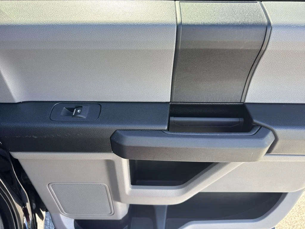Used 2018 Black Ford XL image 16