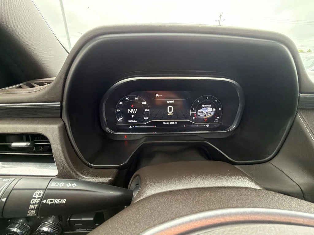 Certified Used 2023 White GMC SLT image 23
