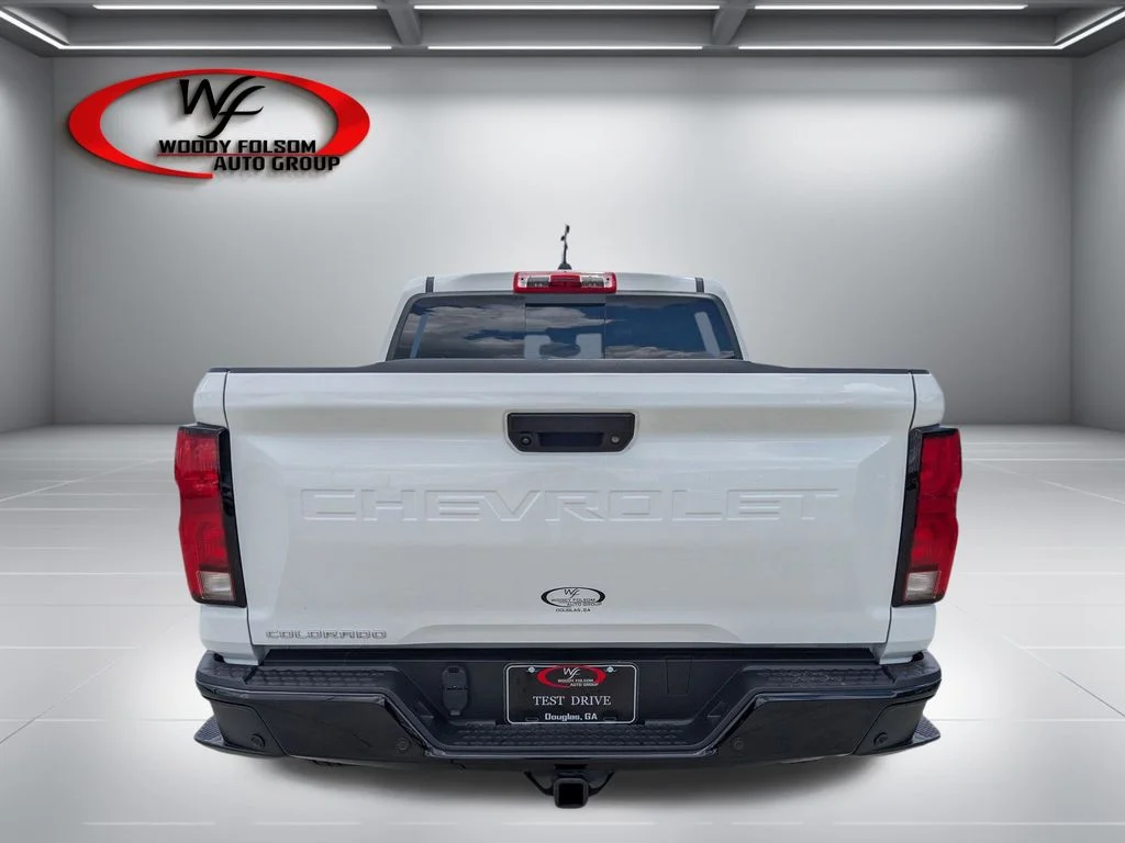 Used 2026 White Chevrolet Z71 image 5
