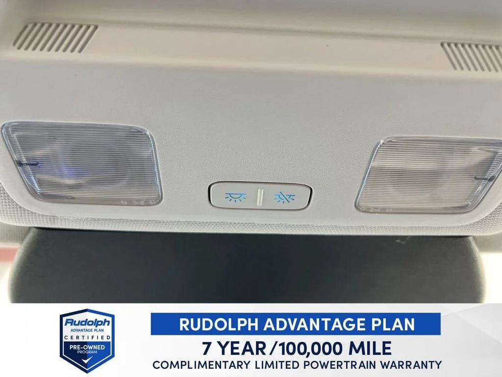 Used 2022 Black Ford SEL image 36