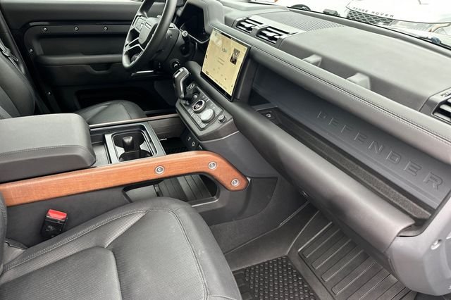 Certified Used 2024 Black Land Rover X image 14
