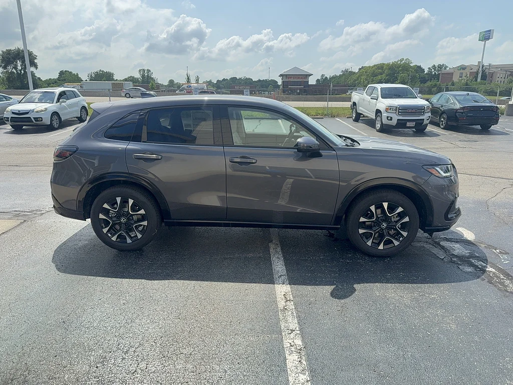 New 2027 Modern Steel Metallic Honda EX-L image 4