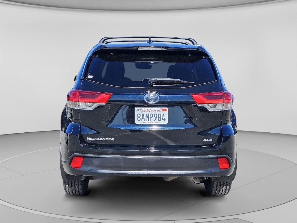 2017 Toyota Highlander XLE - Photo 16