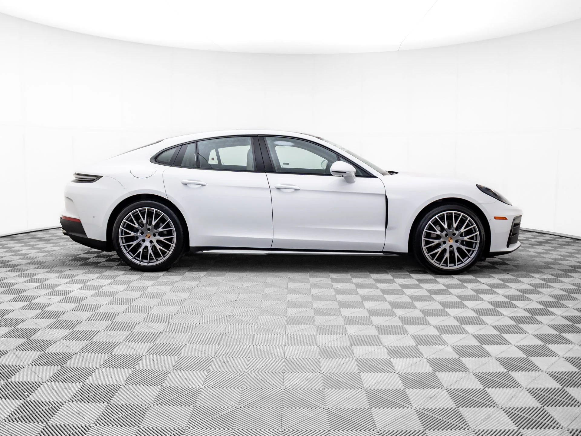 New 2026 White Porsche 4 image 7