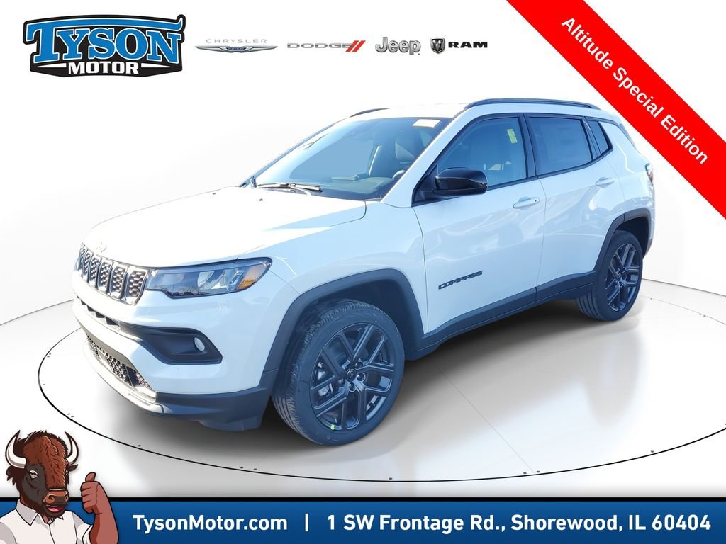 New 2026 Bright White Clearcoat Jeep Latitude image 2