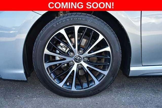 Used 2022 Silver Toyota SE image 13