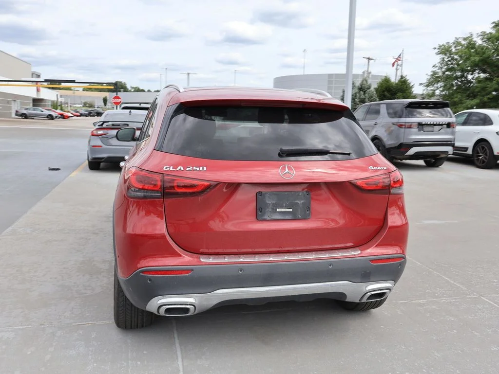 Used 2021 Patagonia Red Metallic Mercedes-Benz GLA 250 image 13