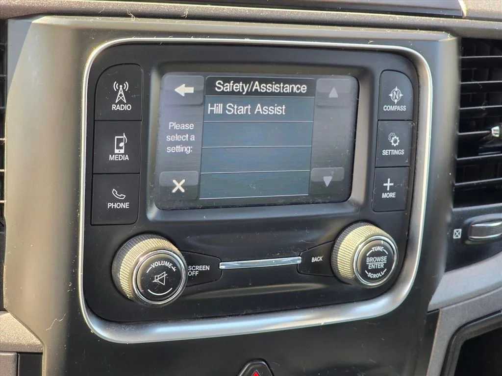 Used 2016 White Ram Tradesman image 19
