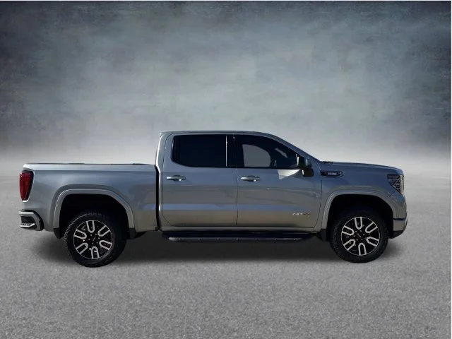 Used 2025 Silver GMC AT4 image 29
