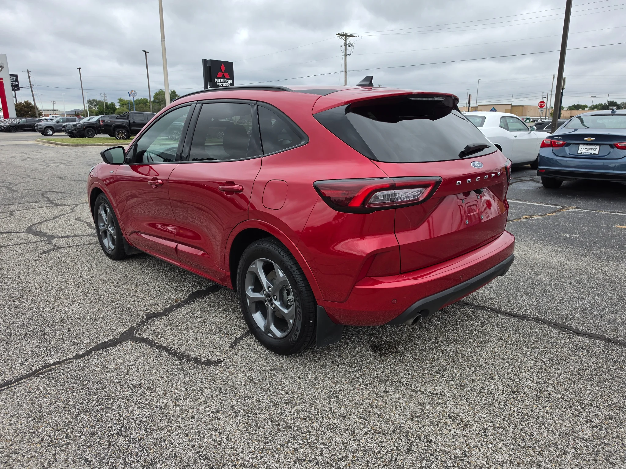 Used 2023 Rapid Red Metallic Tinted Clearcoat Ford ST-Line image 8