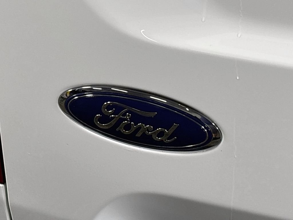 Used 2025 White Ford Badlands image 23