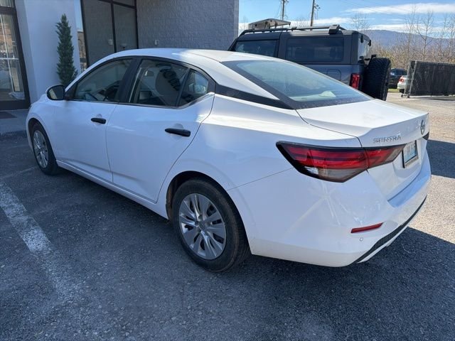 Used 2024 Nissan Sentra S with VIN 3N1AB8BV7RY217590 for sale in Middlesboro, KY