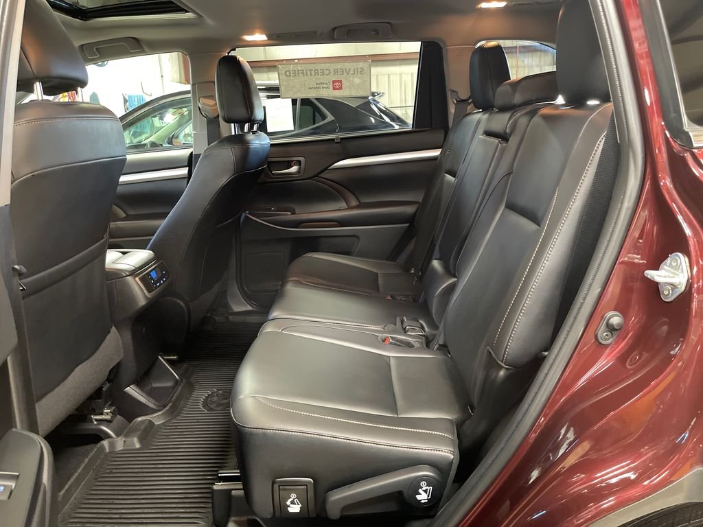 Certified Used 2019 Red Toyota XLE image 27