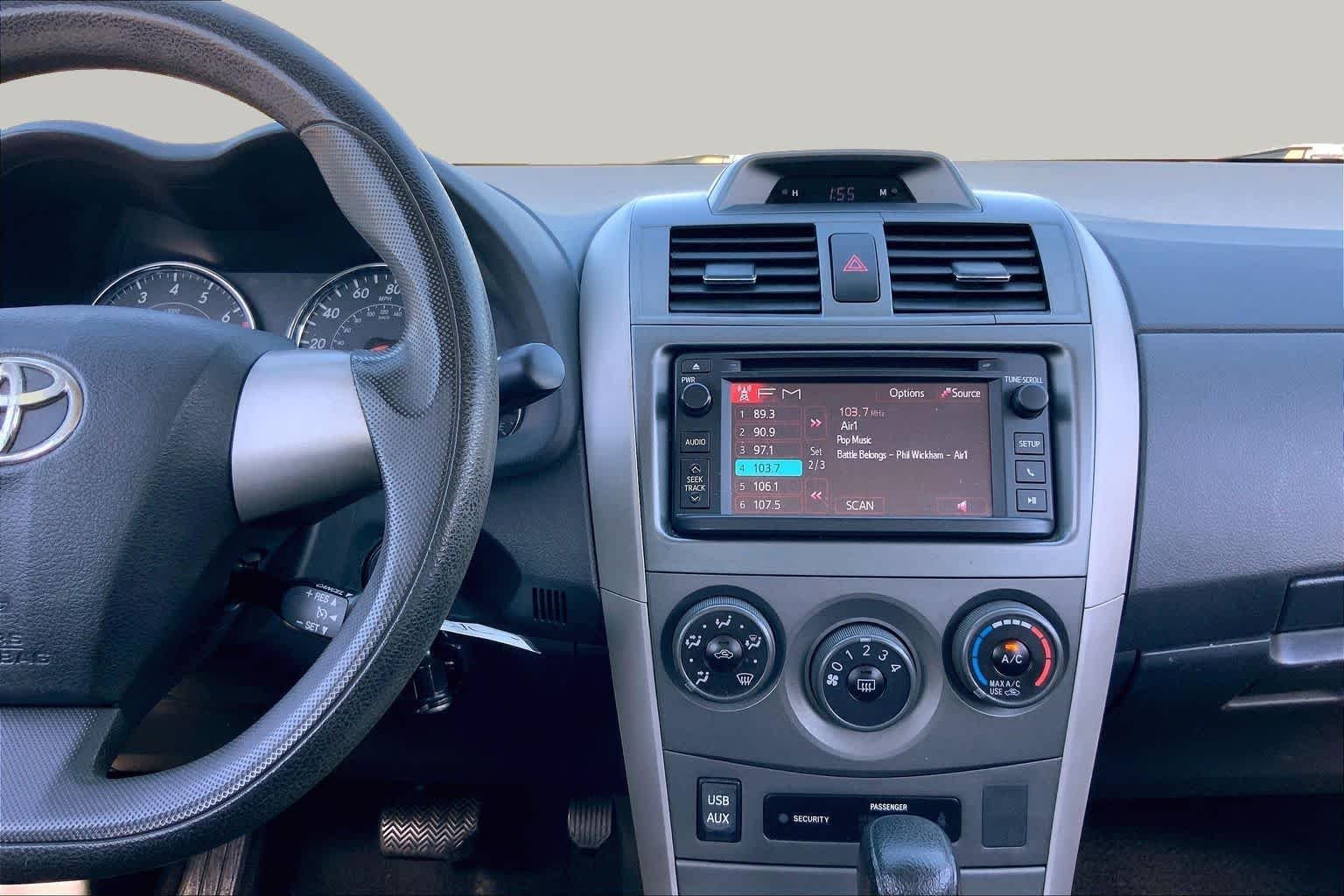 Used 2013 Classic Silver Metallic Toyota S image 7