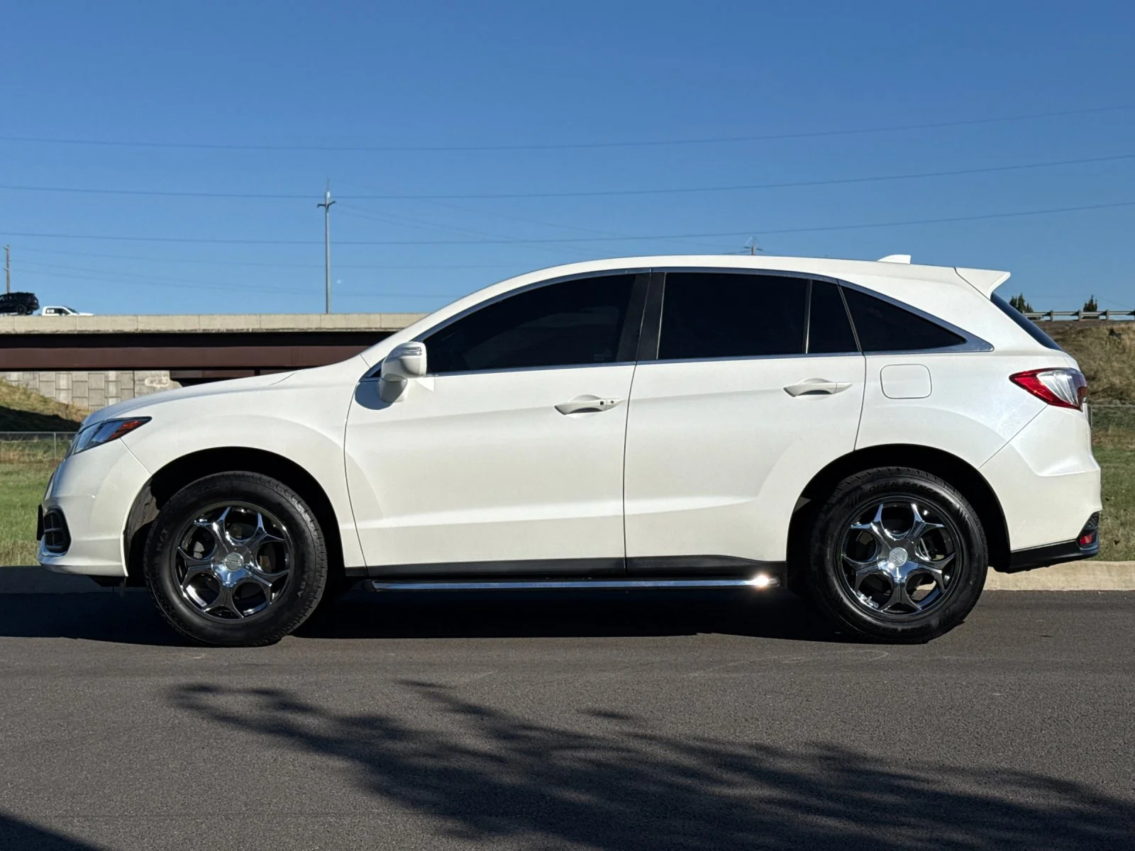 Used 2017  Acura Technology Package image 6