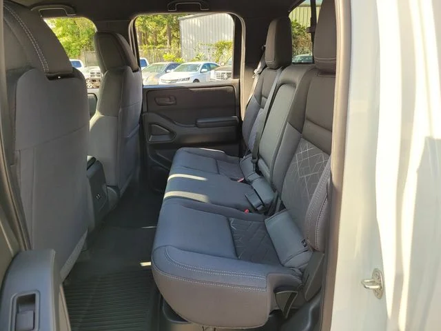 2026 Nissan Frontier SV - Photo 12