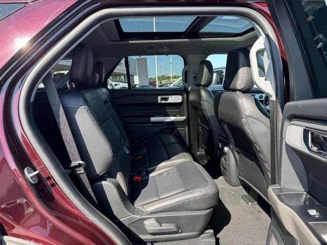2023 Ford Explorer Limited - Photo 10