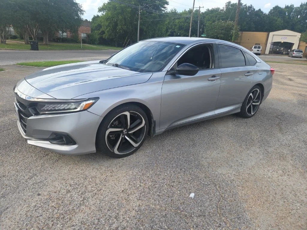 Used 2022 Gray Honda Sport Special Edition image 4