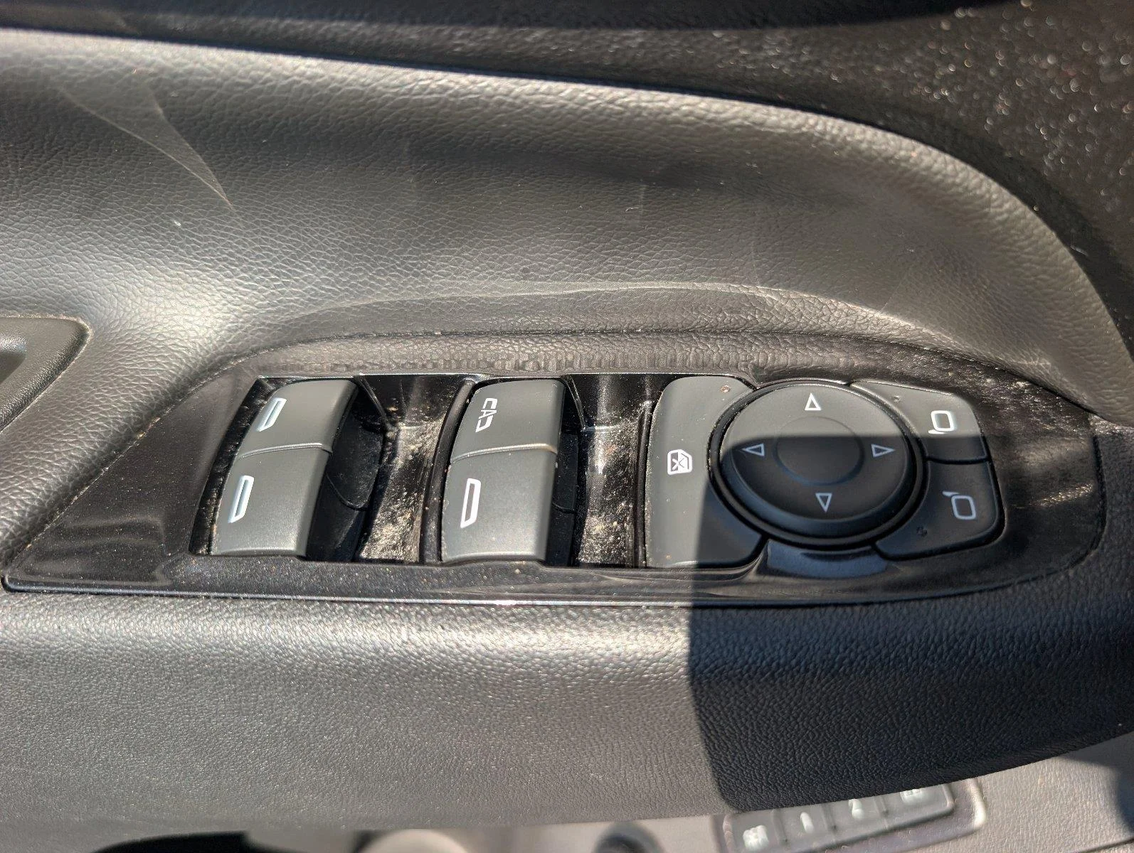 Used 2022 Iron Gray Metallic Chevrolet Premier image 30