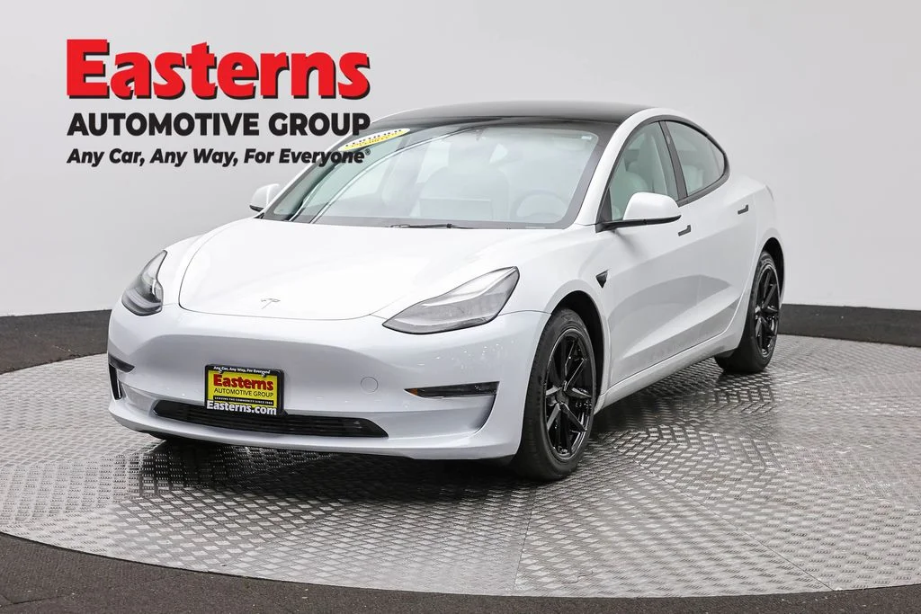 Used 2023 White Tesla Base image 1
