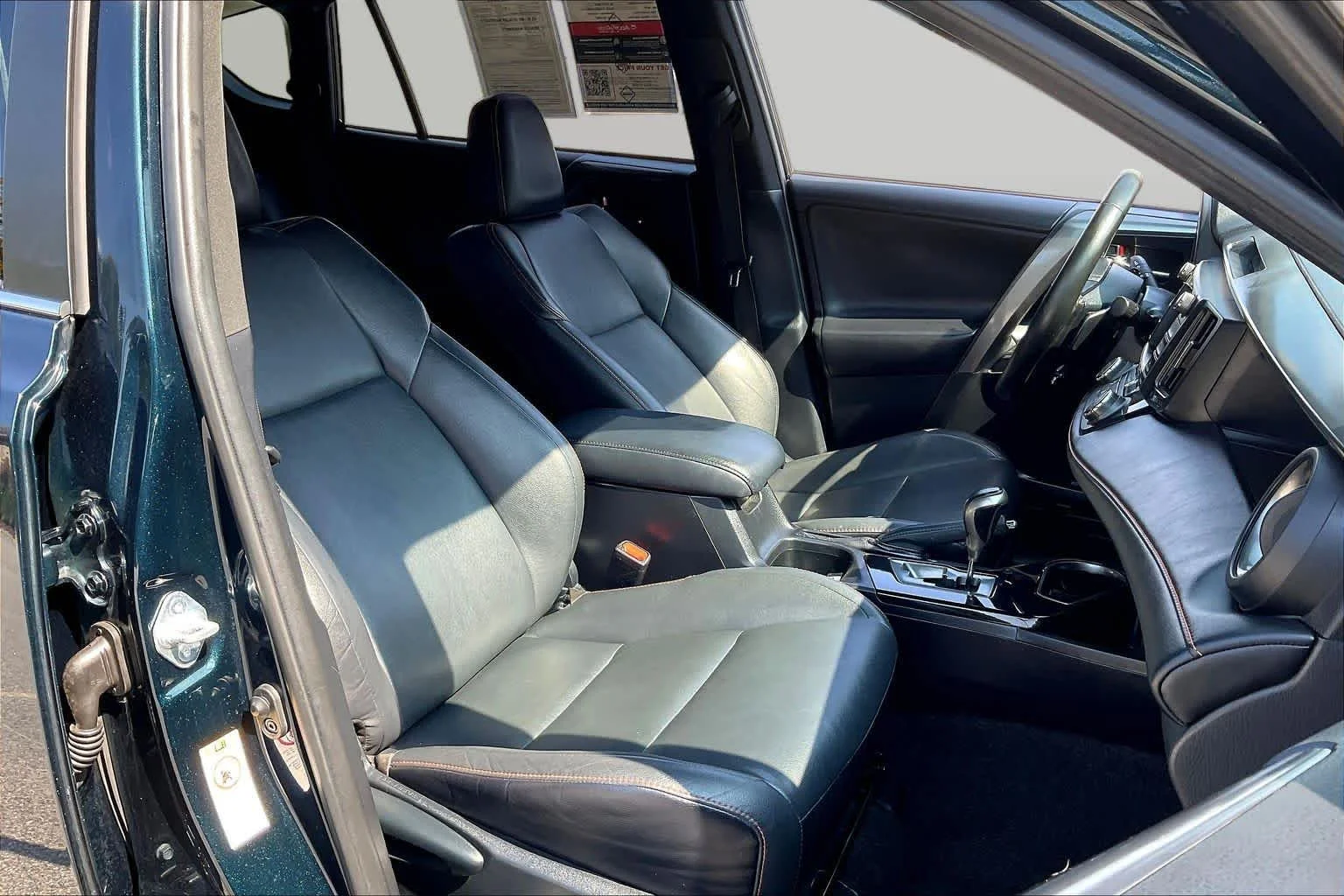 Used 2017 Galactic Aqua Mica Toyota SE image 9