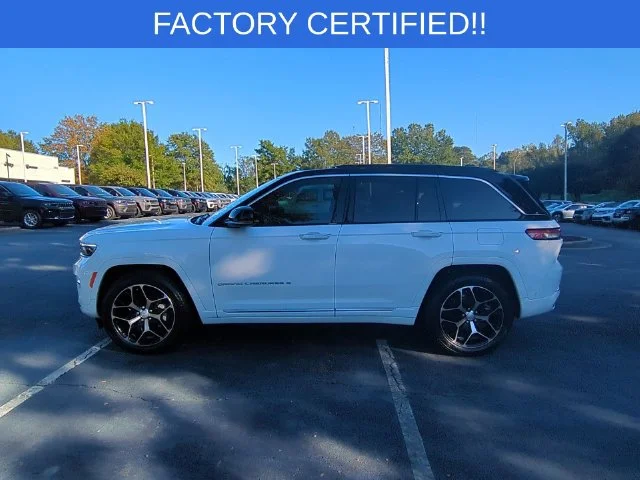Used 2024 White Jeep Summit Reserve image 2