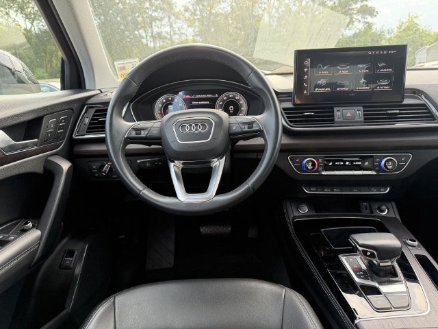 Used 2022 Mythos Black Metallic Audi 45 S line Premium image 19