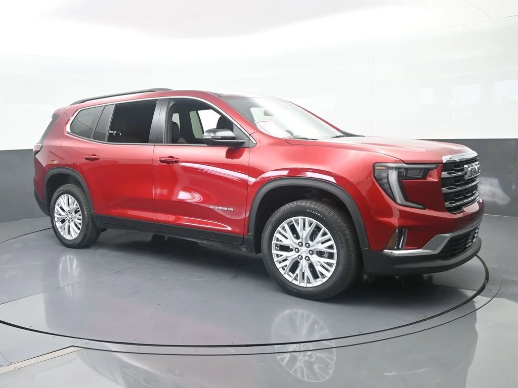 Used 2024 Volcanic Red Tintcoat GMC Elevation image 7
