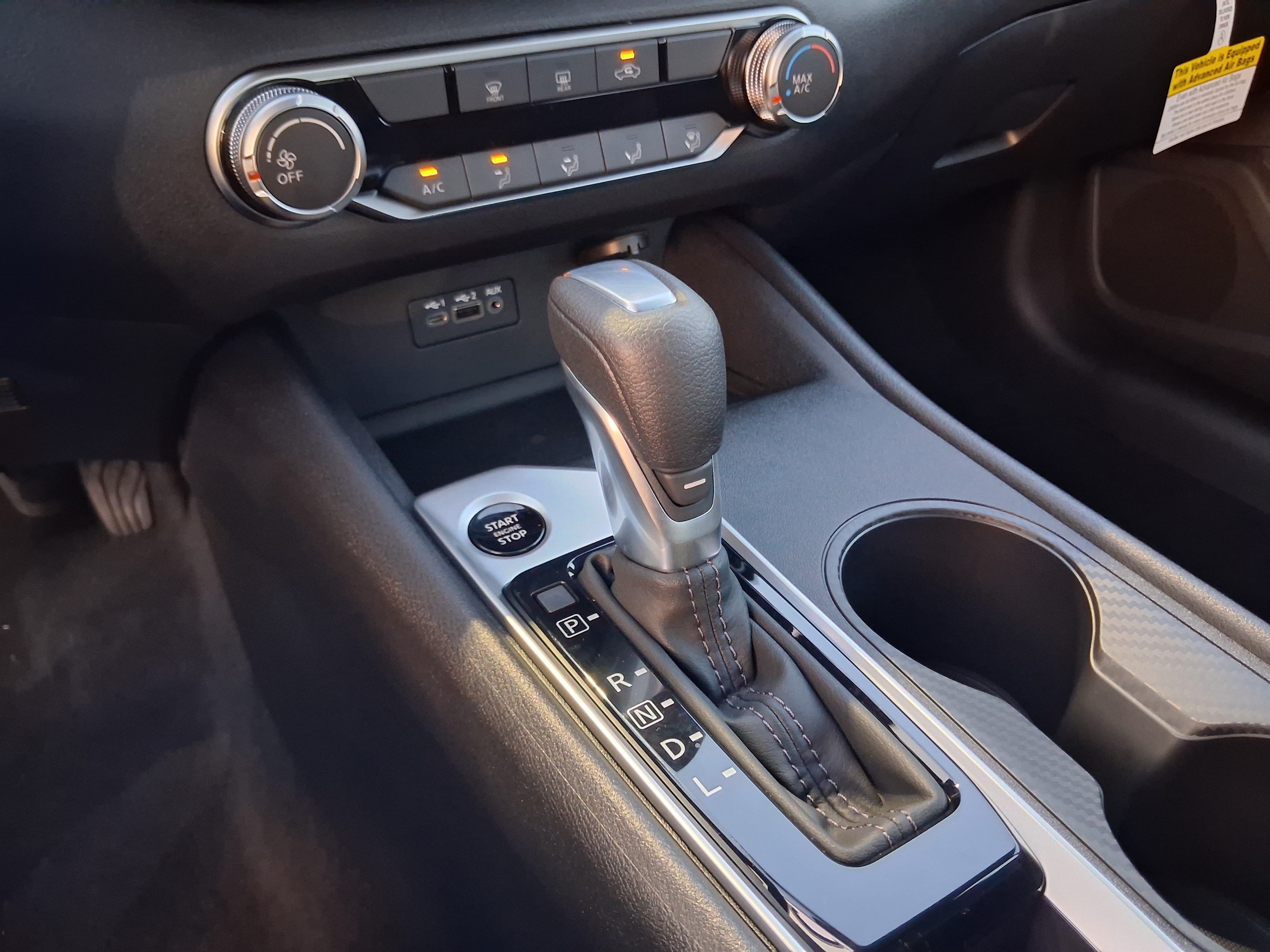 New 2026 White Nissan 2.5 SV image 9