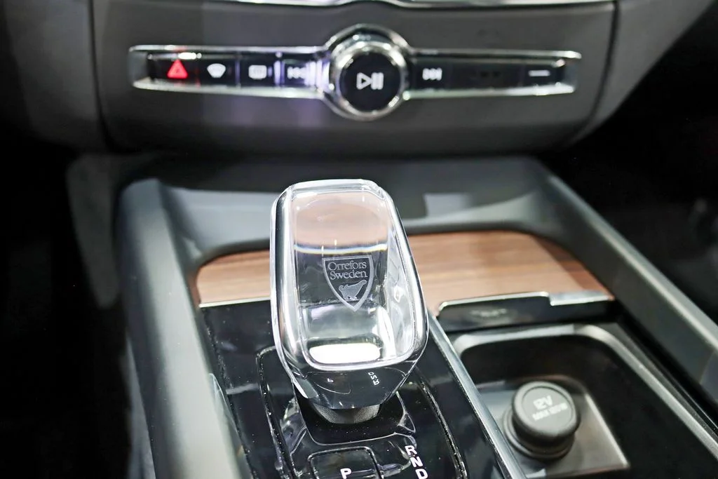 Used 2023 Gray Volvo Ultimate image 27